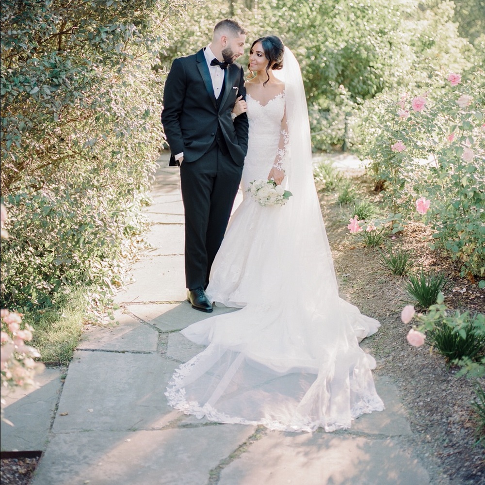 Long Cathedral style veil with lace trim